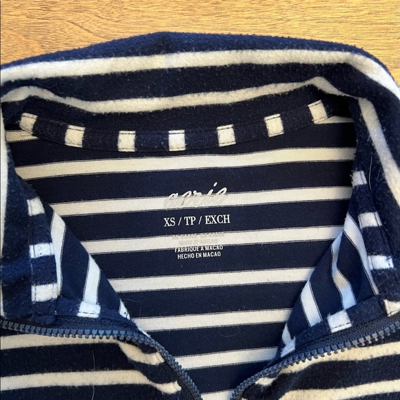 Aerie 3/4 zip - Picture 2 of 4